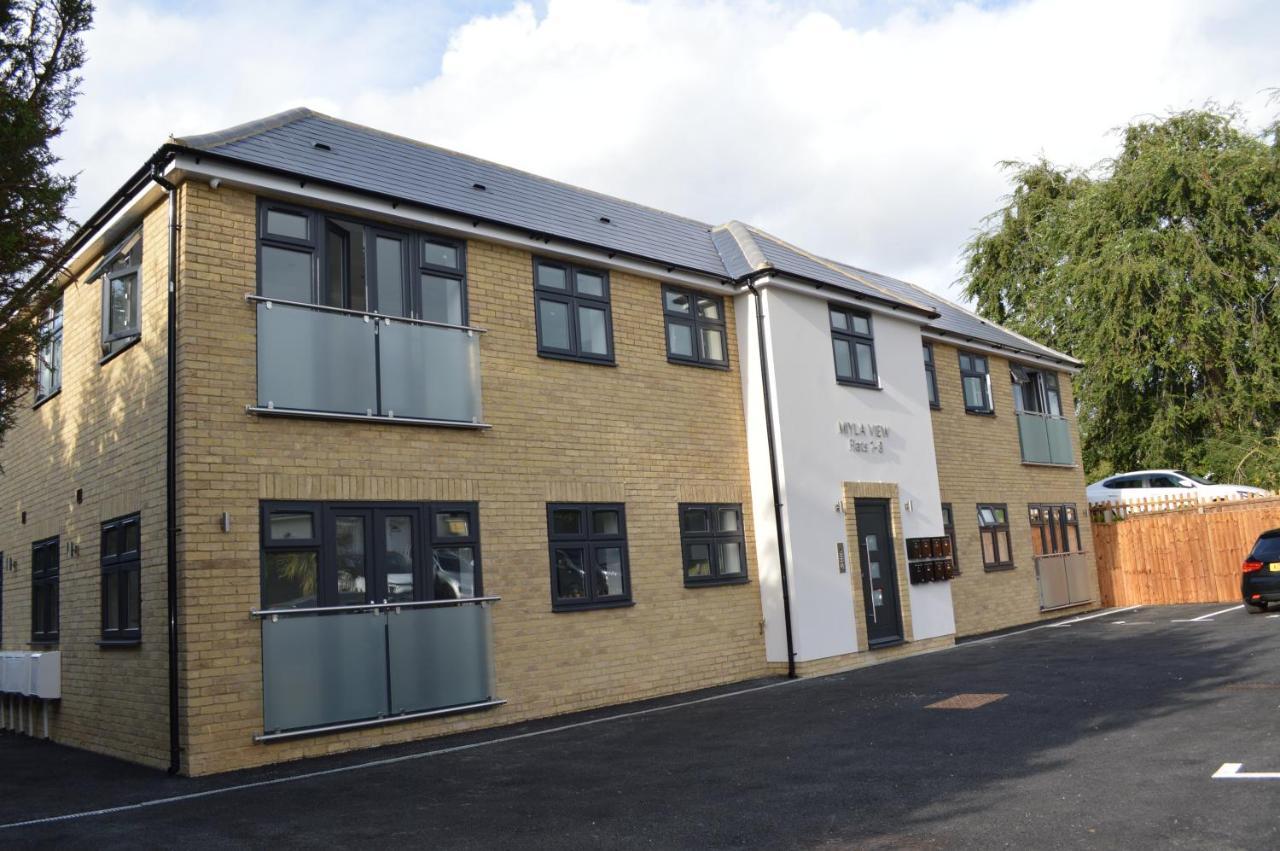 The 'Pinky' - Beautiful 1 Bed Apartment In Hatfield - Free Parking - Near Uni & Business Park - Big Savings On Long Stays Zewnętrze zdjęcie